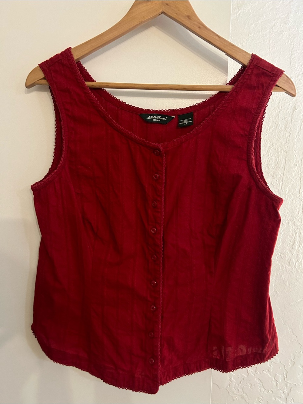 💜3 for $25💜Eddie Bauer Crimson Red Button-Front Sleeveless Tank